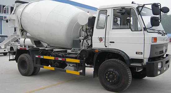 Dongfeng 6 cubic meter concrete mixer truck