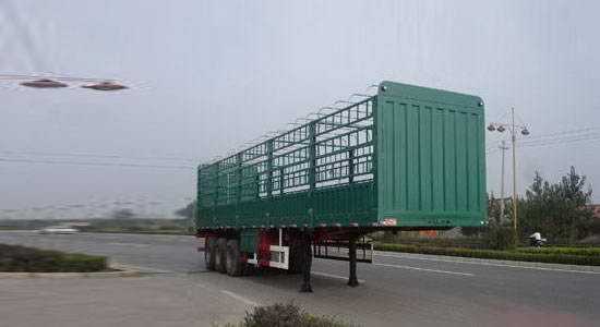 stake-type semi-trailer 1