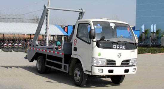 Dongfeng Jinba swing arm garbage truck